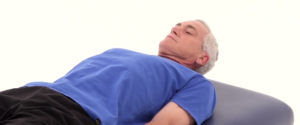 Bài tập Shaker (Isometric & Isokinetic Head Lift Exercise)